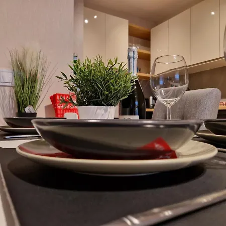 Sensation 1 Apartamento Saints Constantine and Helena